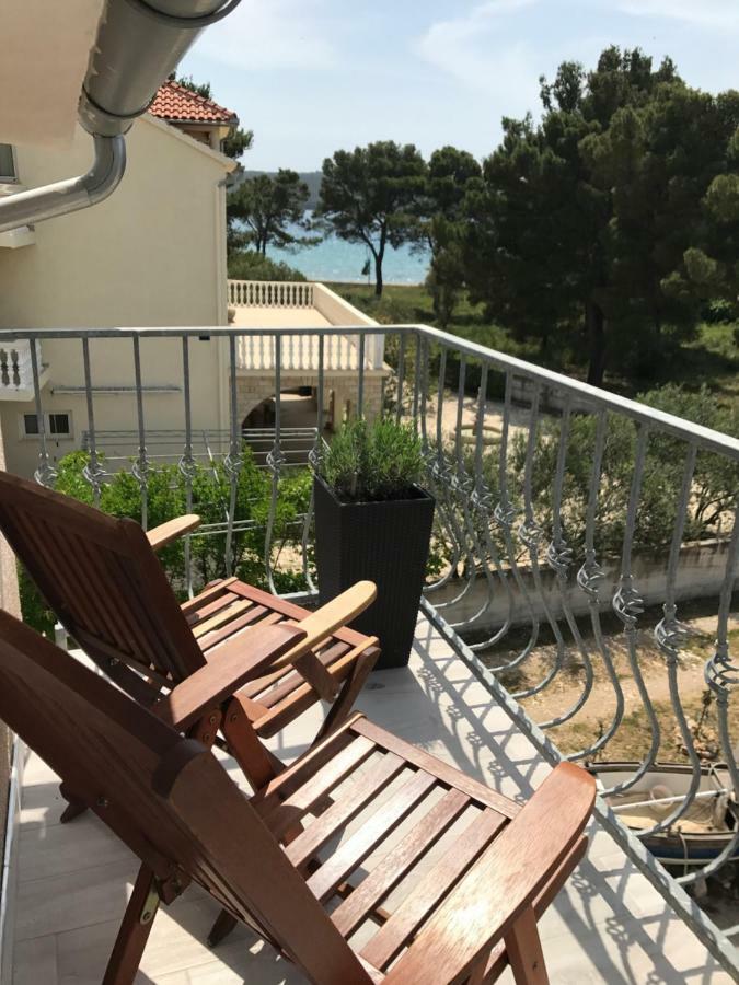 Relaxing Whole Top Floor Apartment By The Sea Zaboric Luaran gambar