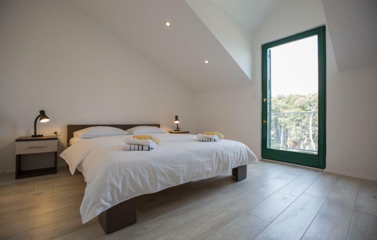 Relaxing Whole Top Floor Apartment By The Sea Zaboric Luaran gambar